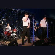 Blues Brothers Tribute Band: The Essex Blues Brothers